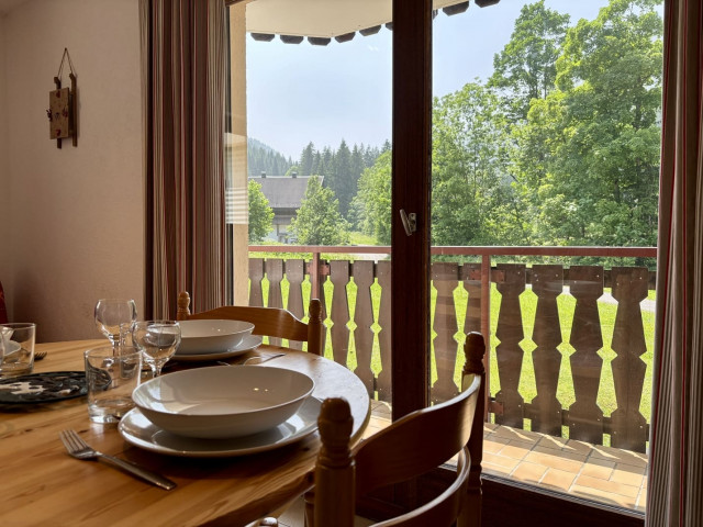 Résidence Les Avenières, Appartement 8A, Châtel, Vue balcon, Soleil 
