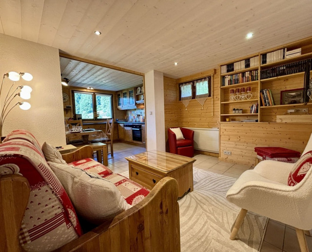 Résidence Les Fioles, appartement 19, salon cosy, Châtel France Montagne