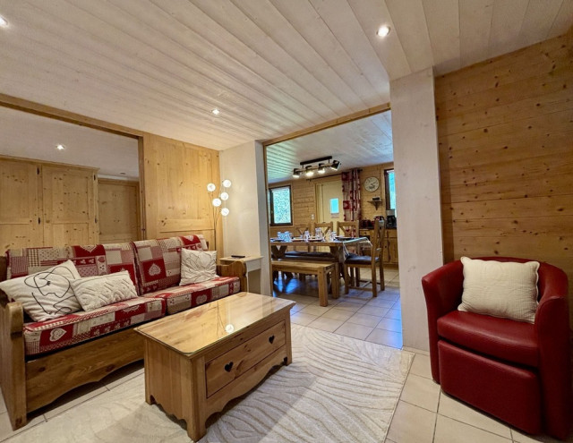 Résidence Les Fioles, appartement 19, salon cosy, Châtel Haute-Savoie