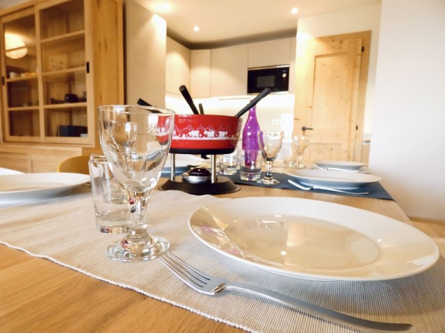 Résidence les Flambeaux, 6 personnes, Châtel, Boude, salle à manger