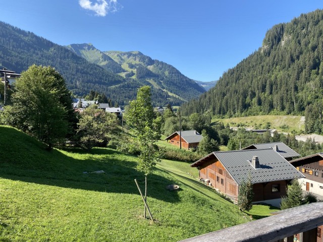 Résidence les Loges Blanches, 8 personnes, Châtel, centre du village, balcon, vue montagnes