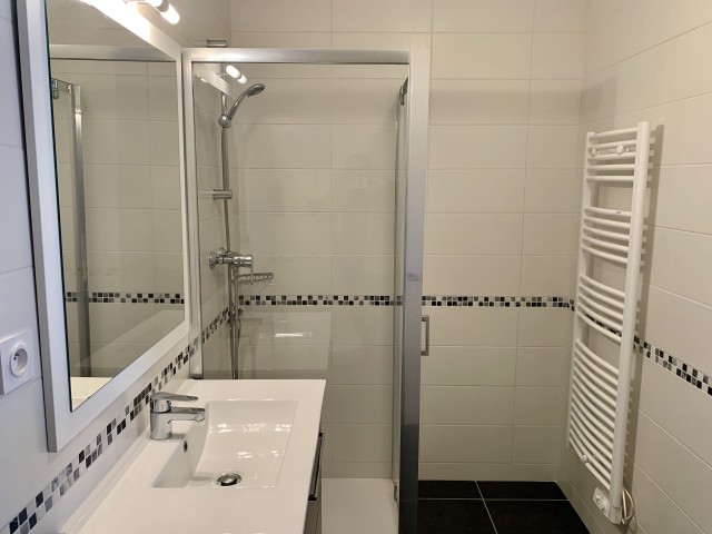 Résidence Les Loges Blanches Châtel Douche 2