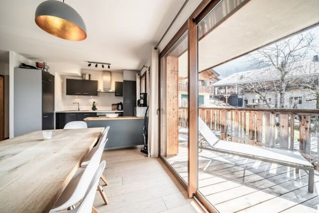Résidence Les Loges Blanches, cuisine et salon, Châtel vacance neige