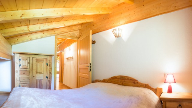 Résidence les Pins, 10 personnes, Châtel, chambre double, Portes du Soleil 