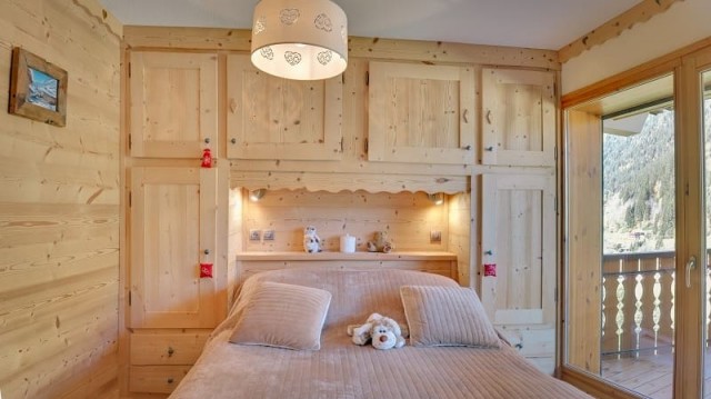 Résidence les Pins, 6 personnes, Châtel, chambre double