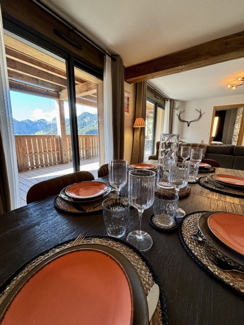 Résidence Les Soldanelles, appartement 07, salle à manger, Châtel Les Portes du Soleil