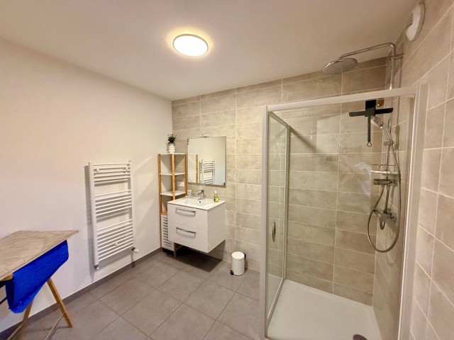 Les Soldanelles Residence, Apartment B04, shower room, Châtel, Les Portes du Soleil