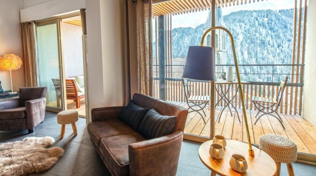 Résidence Lion d'Or, 10 personnes, Châtel, centre du village, séjour, salon, balcon