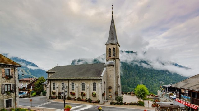 Résidence Lion d'Or, 6 personnes, Châtel, Centre du village, vue village, montagnes