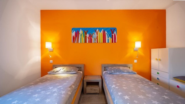 Résidence O Rouge, 6 personnes, Châtel, centre du village, chambre double, twin
