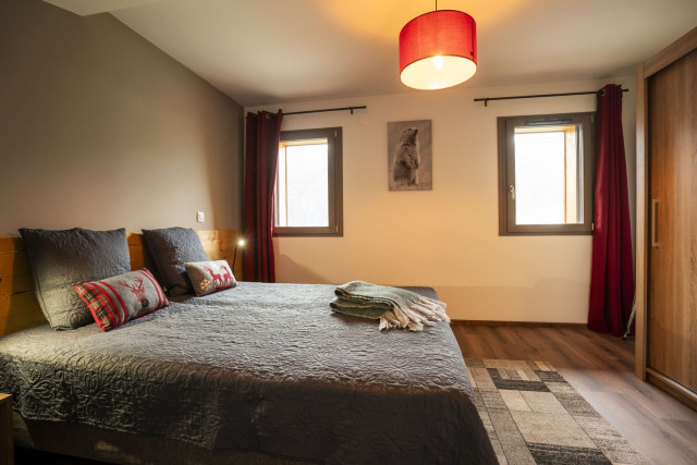Residence O Rouge, apartment B1, double room, Châtel summer vacation family hiking mountain pasture