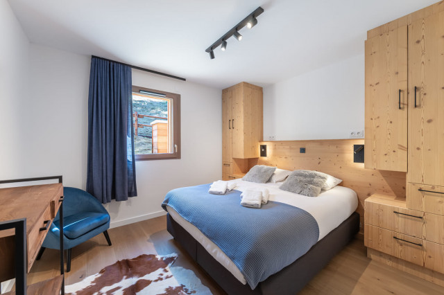 Residence Quintessence, Apartment 201A, Chatel, Double bedroom, Skiing area