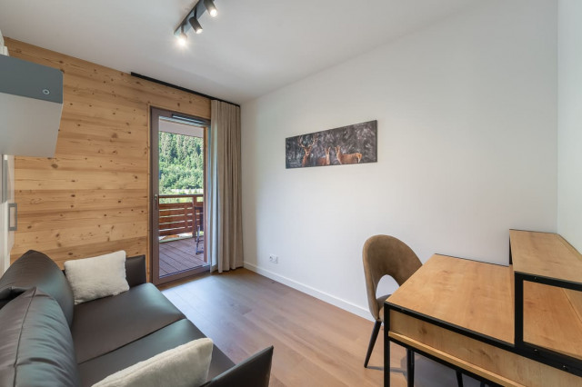 Residence Quintessence, Apartment 201A, Chatel, Office space, Mountain hiking