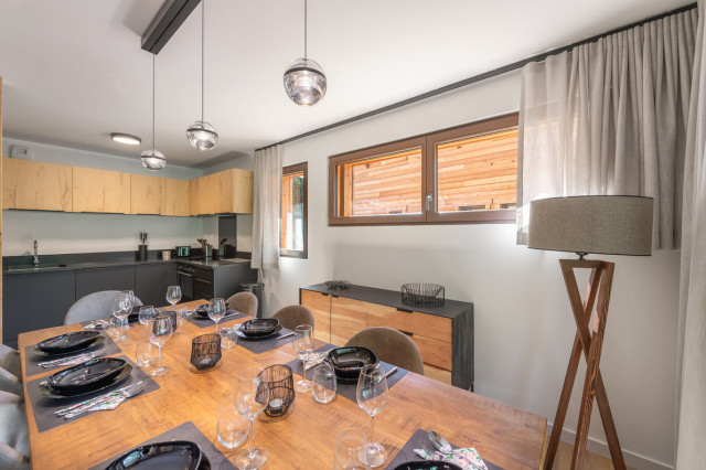 Residence Quintessence, Apartment 201A, Chatel, Dining room, Ski lifts
