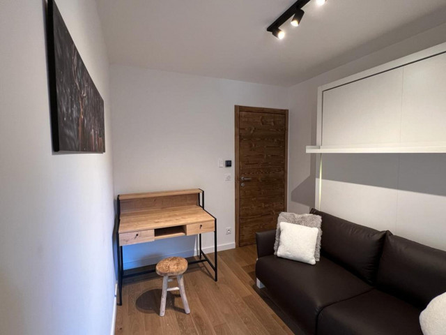 Résidence Quintessence Apt 201 A, chambre avec lit escamotable, Châtel