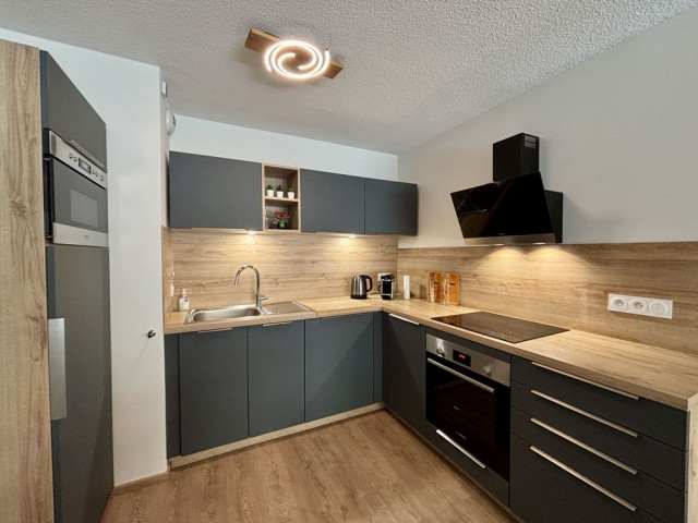 THE VIEW 13 Vacation Rental, Sleeps 6, Châtel, Fully Equipped Kitchen, Haute-Savoie 74390
