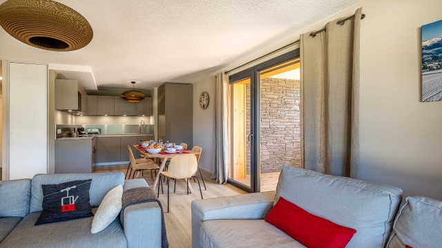 Résidence the VIEW, 6 personnes, Châtel, centre du village, salon, cuisine équipée