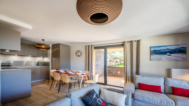 Résidence the VIEW, 6 personnes, Châtel, centre du village, salon, cuisine équipée