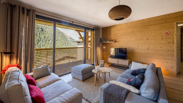 Résidence the VIEW, 6 personnes, Châtel, centre du village, salon, télévision