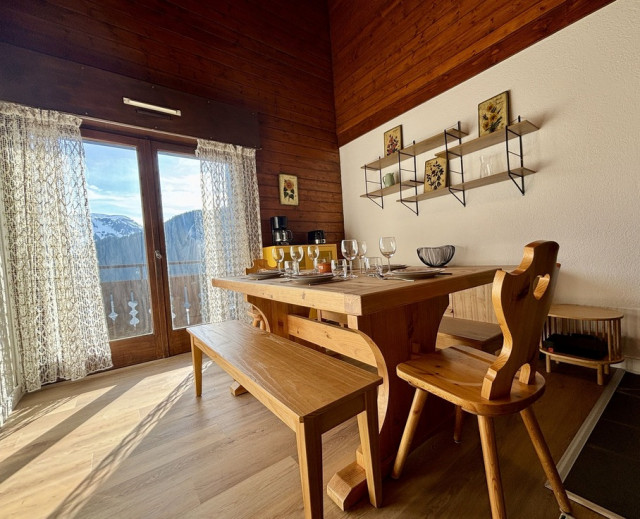 Résidence Yéti 3, Appartement 29, 6 personnes, Petit Châtel, salle à manger, Châtel Les Portes du Soleil