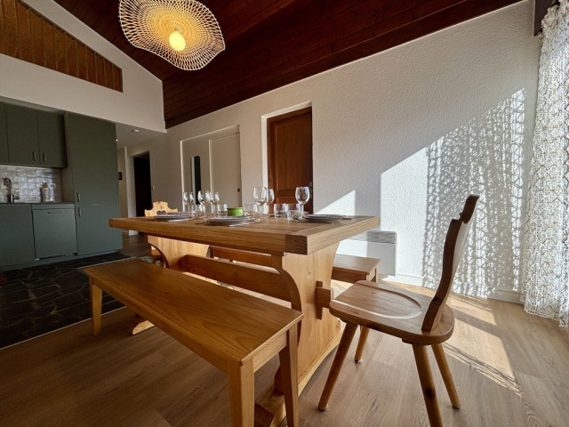 Résidence Yéti 3, Appartement 29, 6 personnes, Petit Châtel, salle à manger, Châtel Les Portes du Soleil