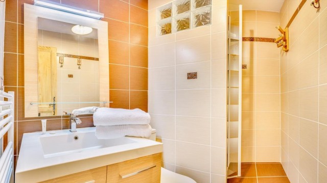 Résidence Yeti, 4 personnes, Châtel, Petit Châtel, salle de douche