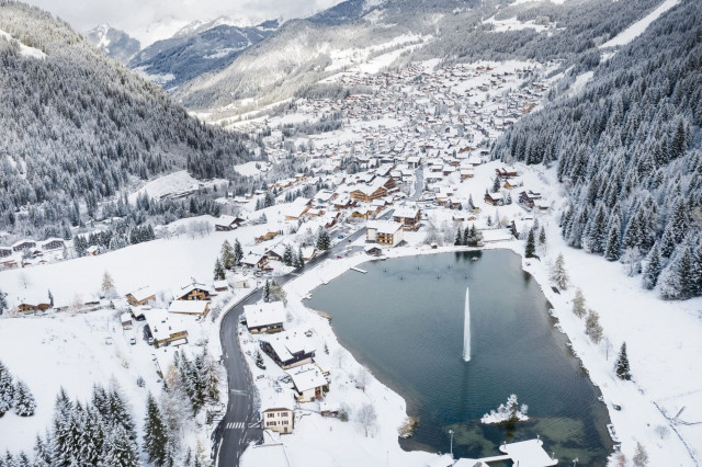 Village Châtel en hiver, Lac de Vonnes, Châtel Portes du Soleil