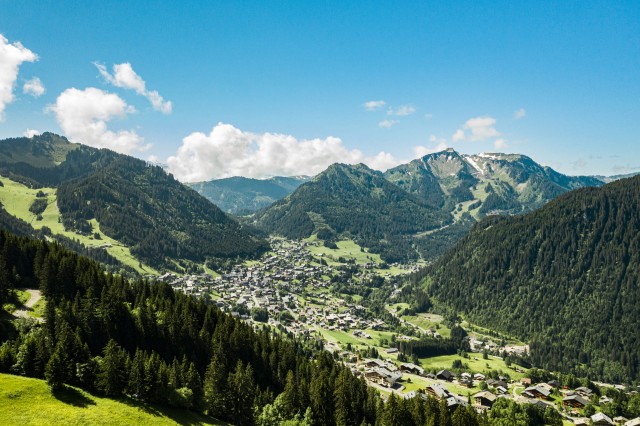 Village de Châtel en été, location ©l-meyer
