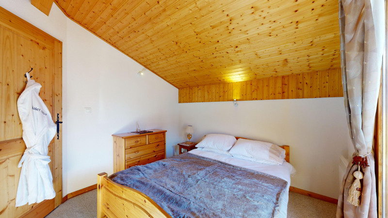 AlpVision-Chatel-Chalet-Alba-Roitet-12132024_102952