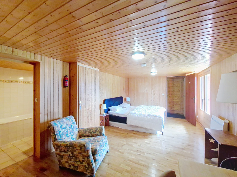 avr_000211 avr_000211