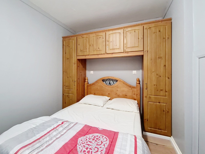 sr19_000081 sr19_000081