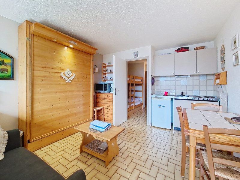 hse88_000011 hse88_000011