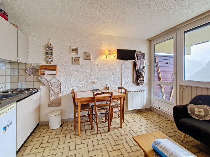 hse88_000051 hse88_000051