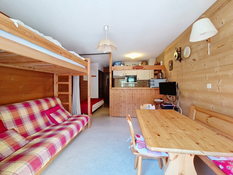 ml170_000031 ml170_000031