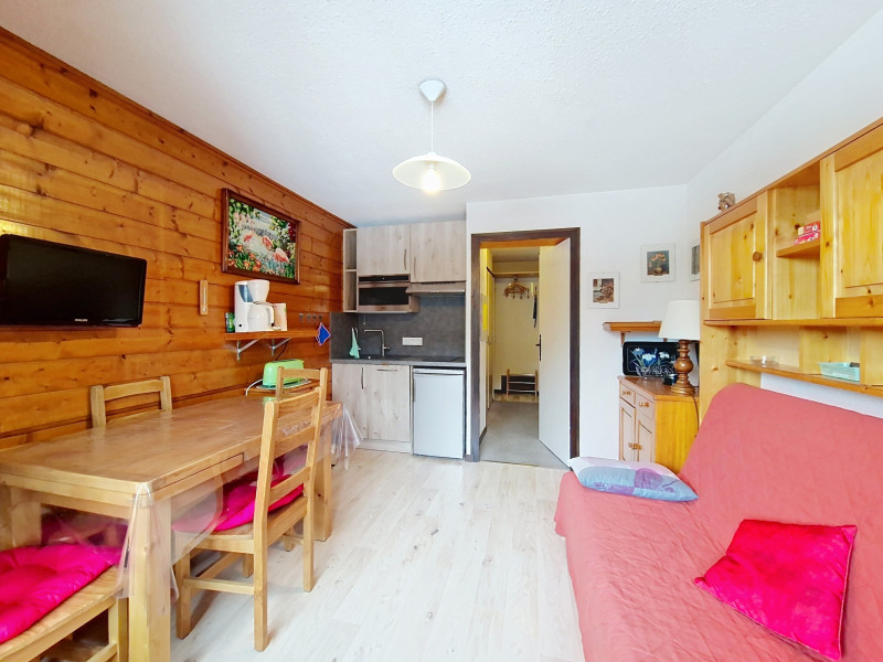 vr79_000021 vr79_000021