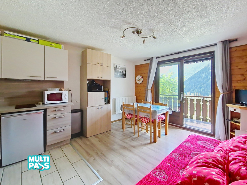 Salle à manger Corina CN11 - Vonnes Châtel Salle à manger Corina CN11 - Vonnes Châtel
