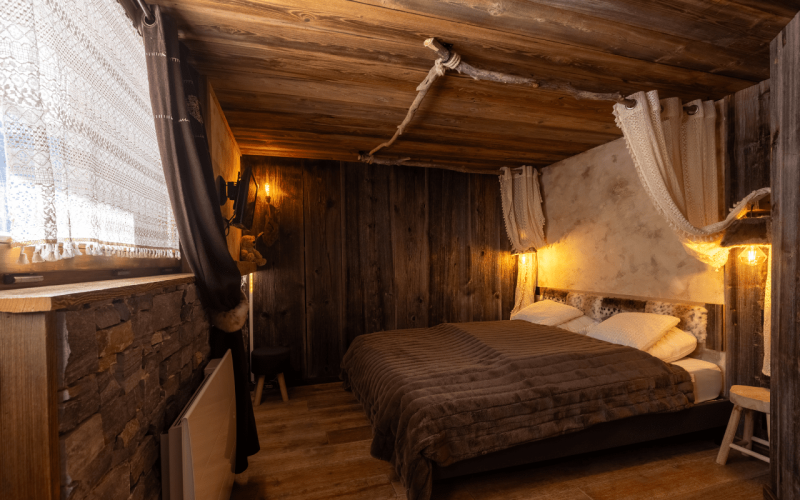 Room 476487-1146543