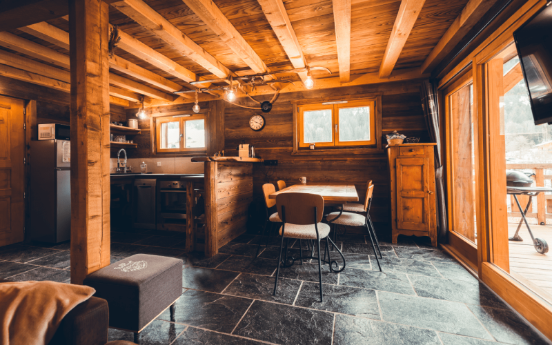 Room 476490-1146545