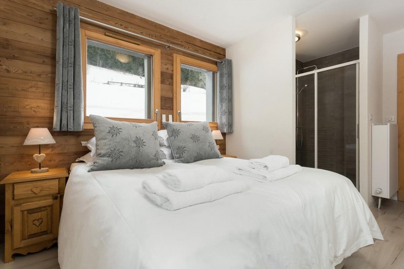 chambre avec lit double location BO Immobilier