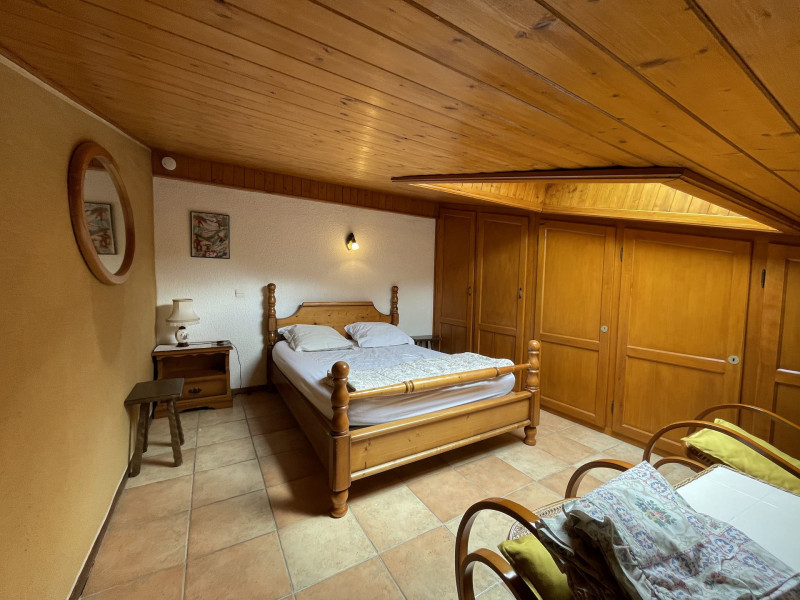 _lv_images__lot_0000000075_04_8288399 _lv_images__lot_0000000075_04_8288399