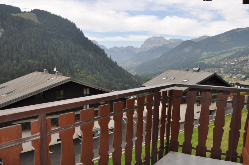 _lv_images__lot_0000000114_08_8397601