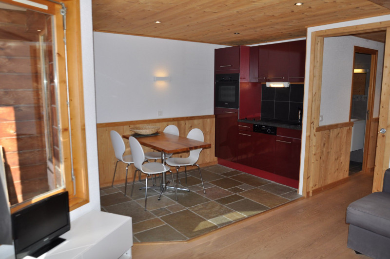 _lv_images__lot_0000000153_01_8229156 _lv_images__lot_0000000153_01_8229156