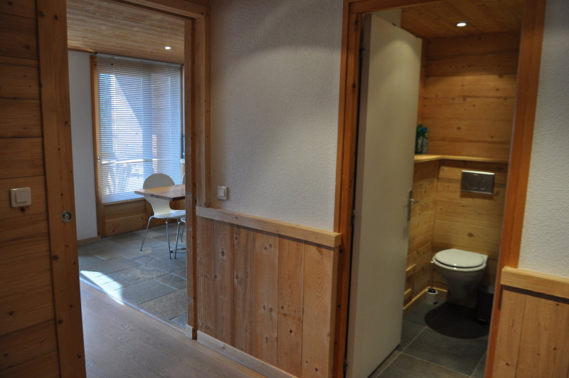 _lv_images__lot_0000000153_06_8293034 _lv_images__lot_0000000153_06_8293034