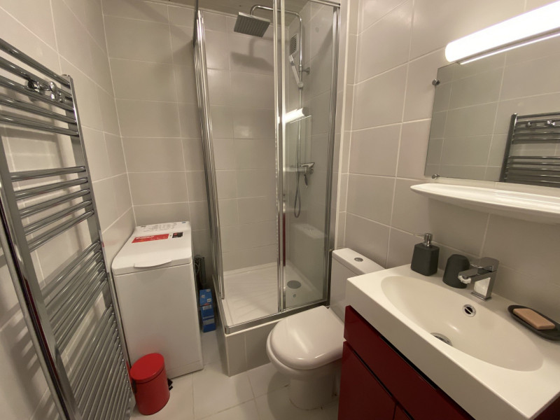 _lv_images__lot_0000000174_05_8295172 _lv_images__lot_0000000174_05_8295172