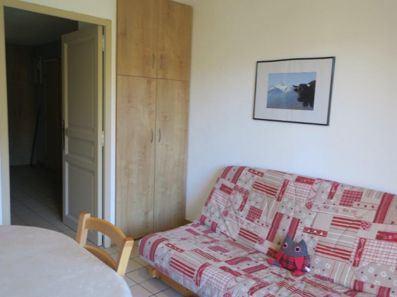 _lv_images__lot_0010195172_06_8379246