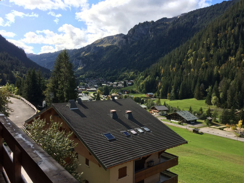 Appartement 103, résidence Bois Colombe, Vue depuis le balcon Châtel Haute Savoie