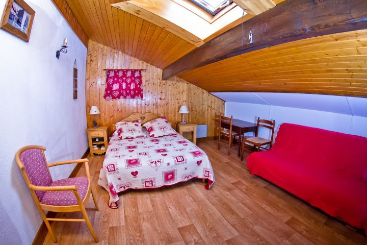 Appartement 5 personnes, résidence LOU CANDRES, chambre, Châtel hiver