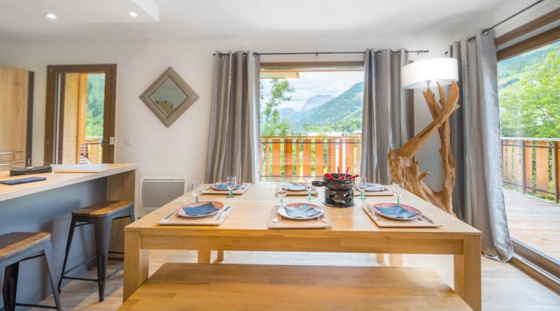 Appartement 6 personnes à Châtel résidence 4 élèments coin cuisine et repas, Haute-Savoie