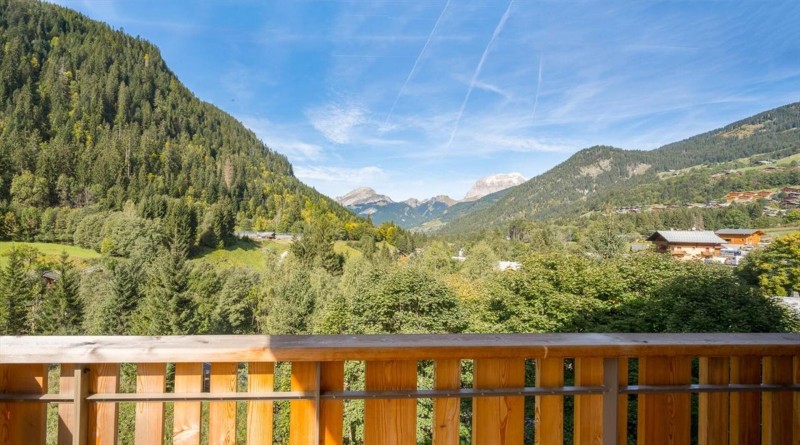 Appartement 8 personnes à Châtel résidence 4 élèments balcon vue montagne