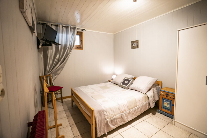 Appartement 8 personnes Chalet Les Pensées, chambre lit double, Châtel Réservation